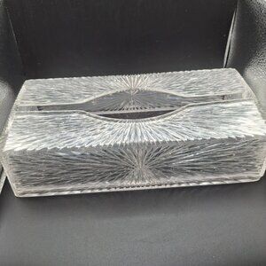 Vintage Celebrity Inc. Crystal Clear Acrylic Tissue Box Cover Holder Made In USA